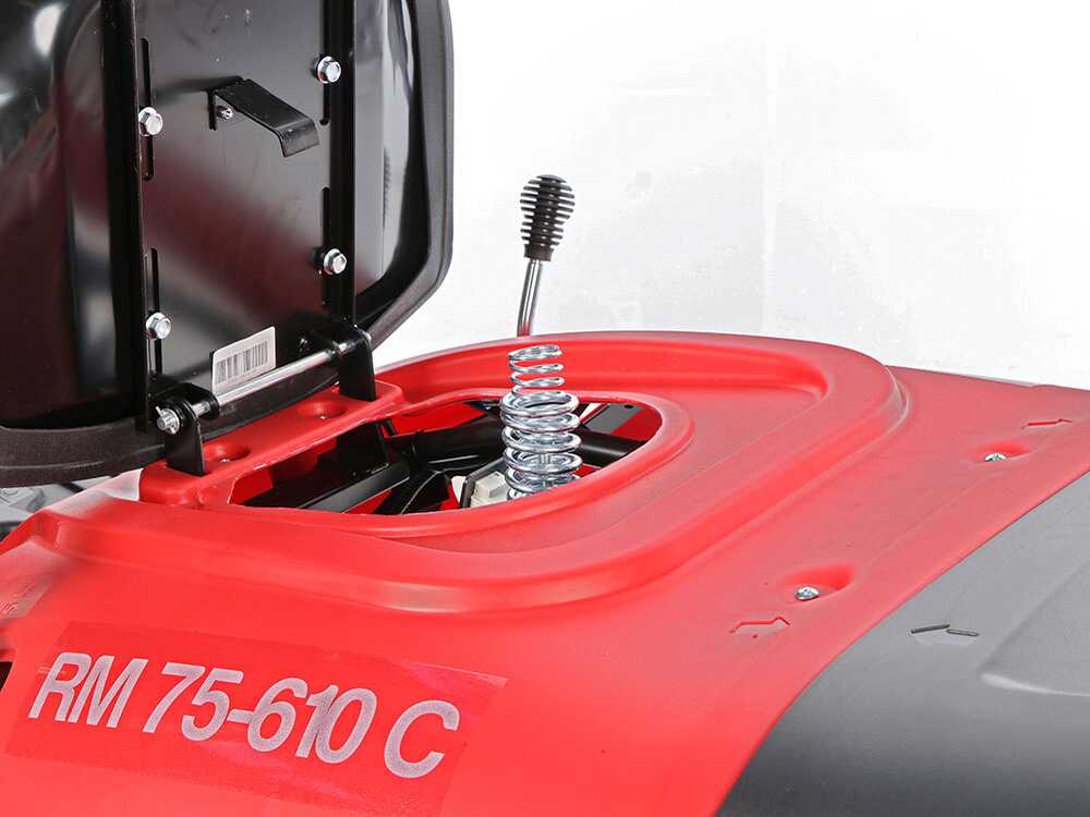 Trattorino tosaerba Geotech RM 75-610 C