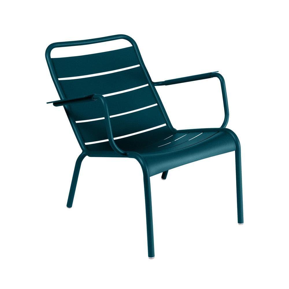 Poltrona bassa da giardino LUXEMBOURG-Fermob-Blu Acapulco- | Homestorys