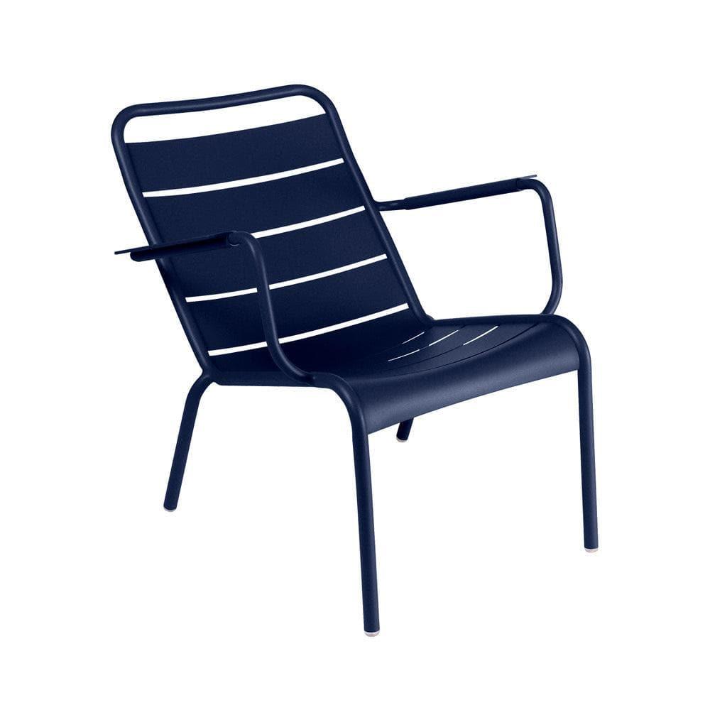 Poltrona bassa da giardino LUXEMBOURG-Fermob-Blu Abisso- | Homestorys