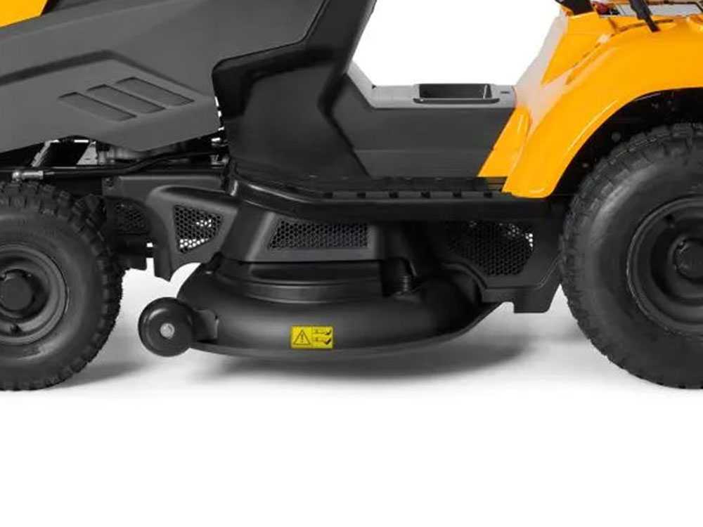 Trattorino tosaerba Stiga Tornado 398 M