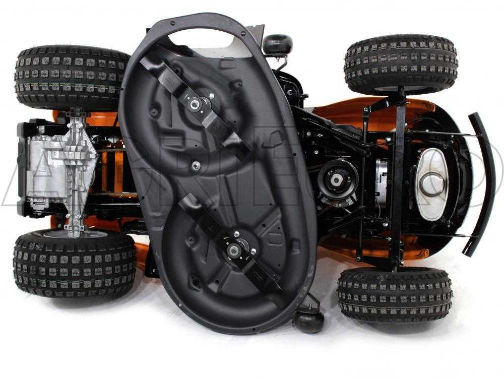 Trattorino tosaerba Stiga Tornado 398 M