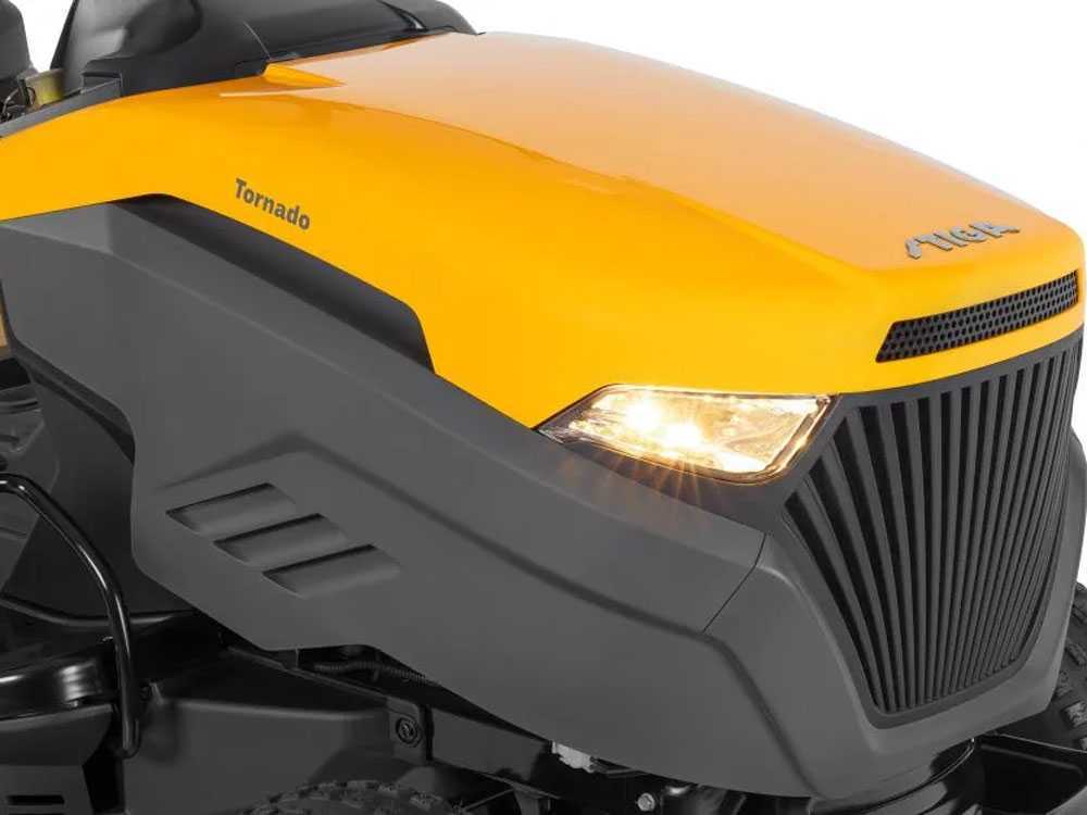 Trattorino tosaerba Stiga Tornado 398 M